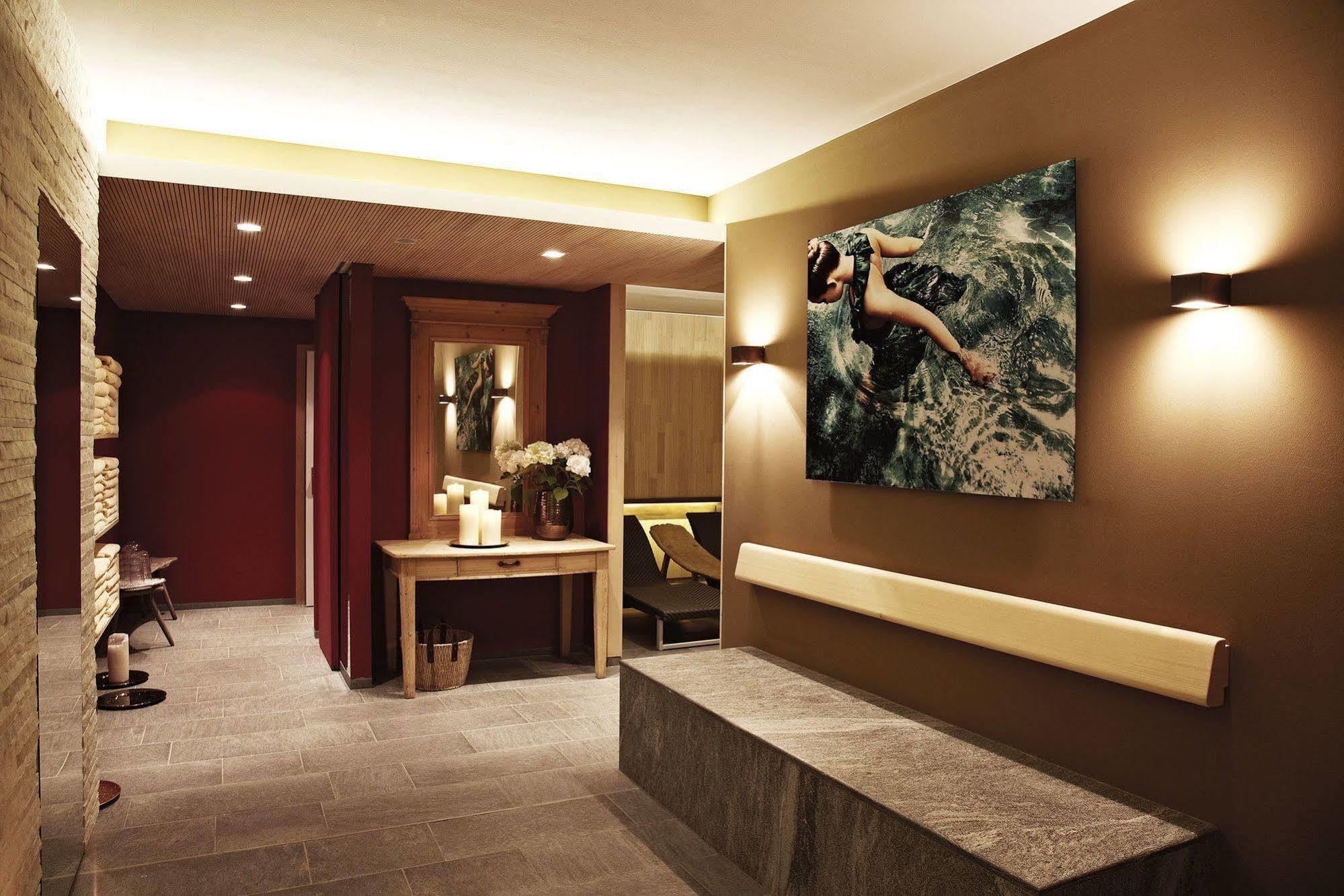 Goldene Rose Karthaus A Member Of Small Luxury Hotels Of The World Senales/Schnals Dış mekan fotoğraf