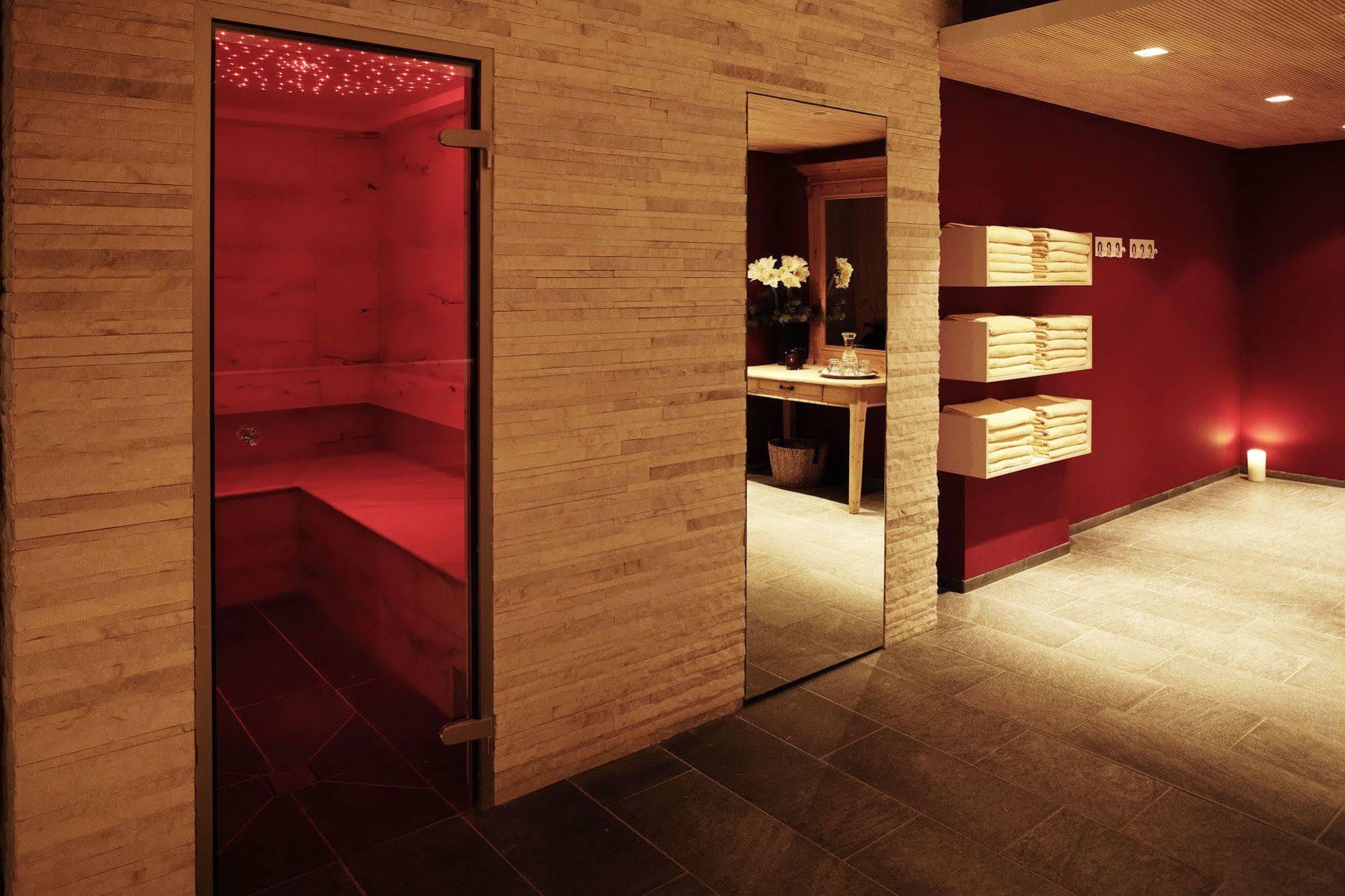 Goldene Rose Karthaus Otel Senales/Schnals Dış mekan fotoğraf